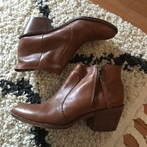 Madewell Tan Leather Ankle Booties